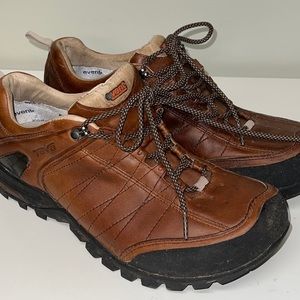 Teva Men's Riva Leather  eVent Waterproof Hiking Shoes 4105 Bouillon Size 9.5